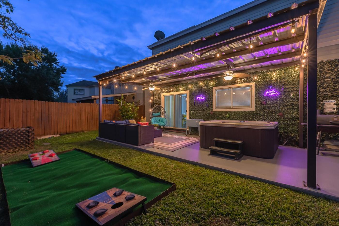 Gameroom, Bbq & Hot-tub By Lackland & Seaworld Сasa de vacaciones San Antonio
