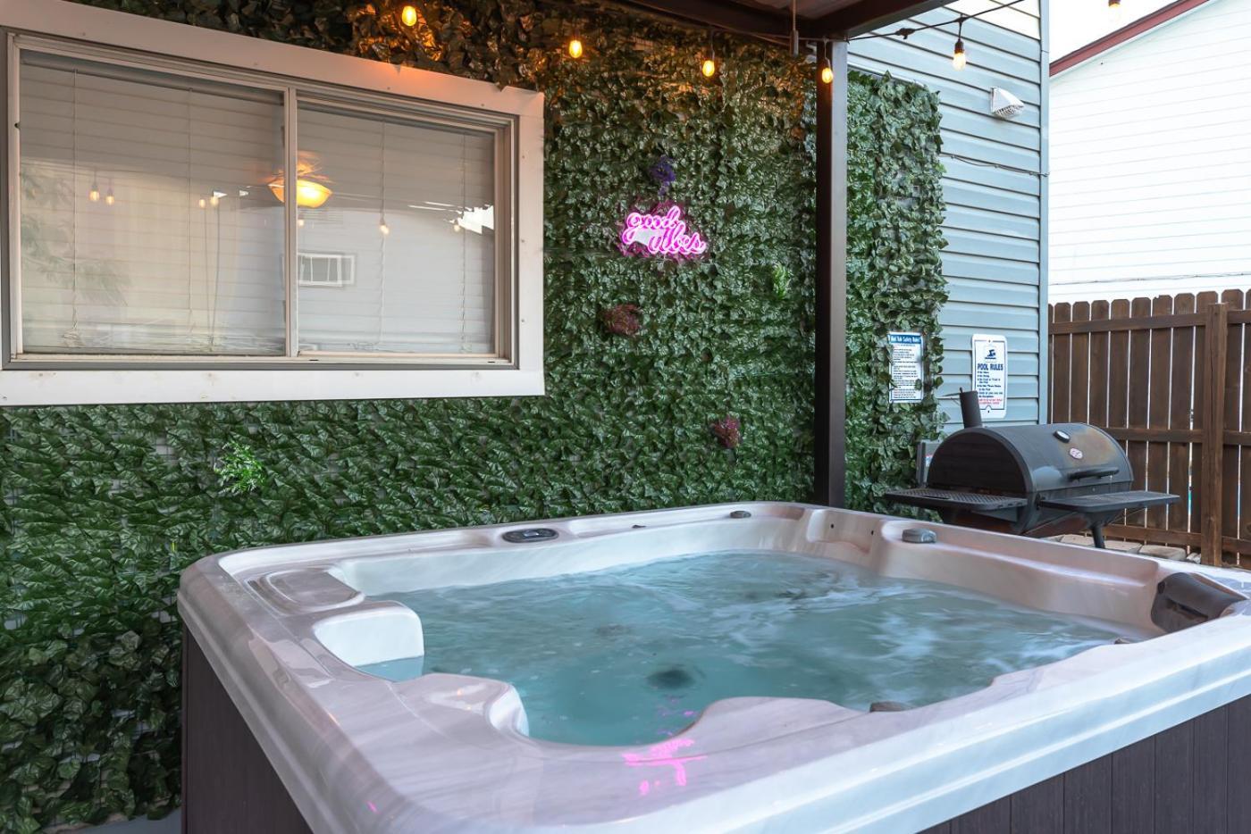 Gameroom, Bbq & Hot-tub By Lackland & Seaworld Сasa de vacaciones San Antonio
