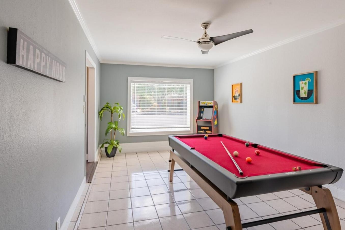 Gameroom, Bbq & Hot-tub By Lackland & Seaworld Сasa de vacaciones
